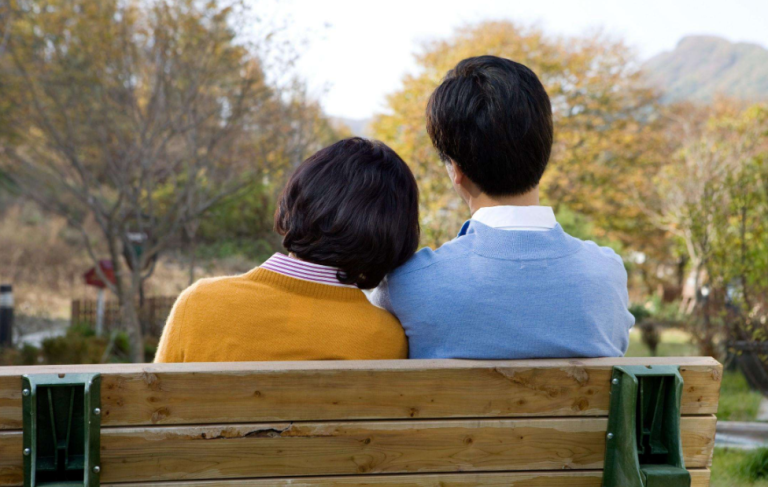 Là sự khác biệt giữa một tình nhân và một tình nhân giống nhau? Có phải tình nhân giống nhau không?