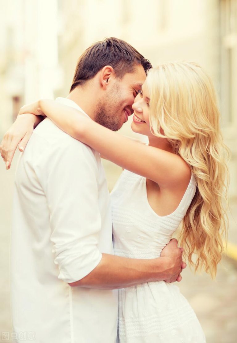 Một cuộc đối thoại hỏi đáp về tán tỉnh các cô gái (một bộ sưu tập các từ tình yêu khi tán tỉnh các cô gái)